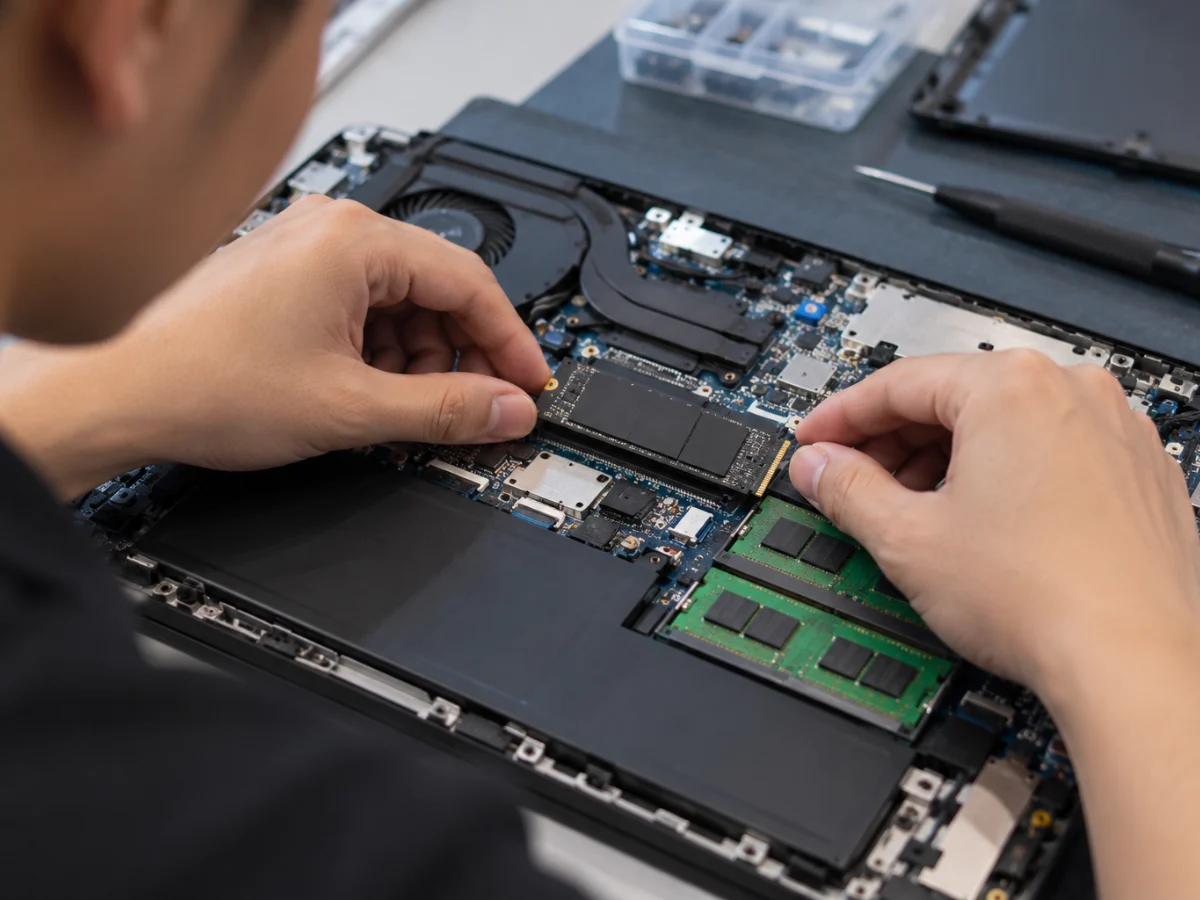 Nâng cấp SSD và RAM laptop